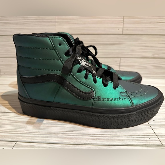 Vans x Harry Potter Dark Arts Sk8-Hi Platform High Top
MORSMORDRE Size 8.5W - Picture 1 of 12